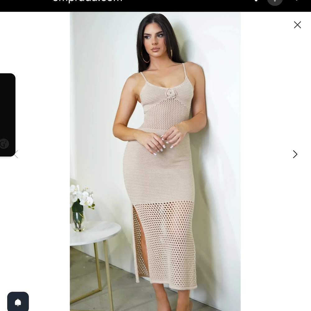 Elegant Beige Knit Midi Dress